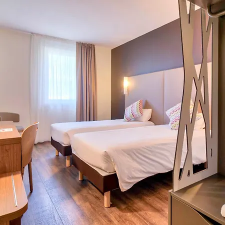 ホテル Campanile Jean De Luz