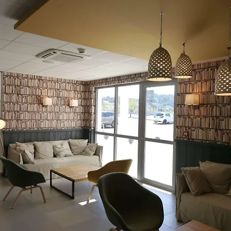 ホテル Campanile Jean De Luz 3*