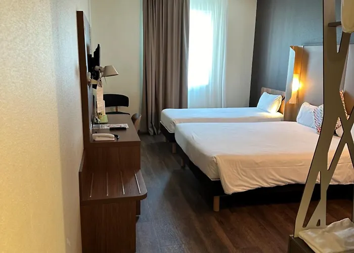 Campanile Prime - Jean De Luz Otel