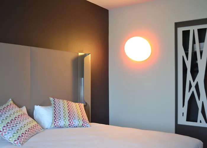 Hotel Campanile Prime - Jean De Luz 3*